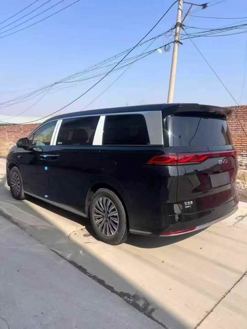 天津26年比亚迪夏7