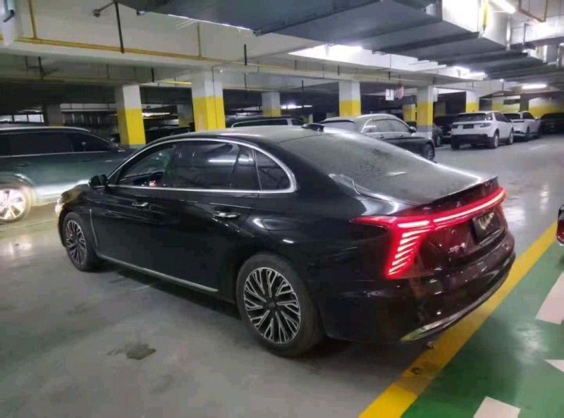 武汉24年红旗H55