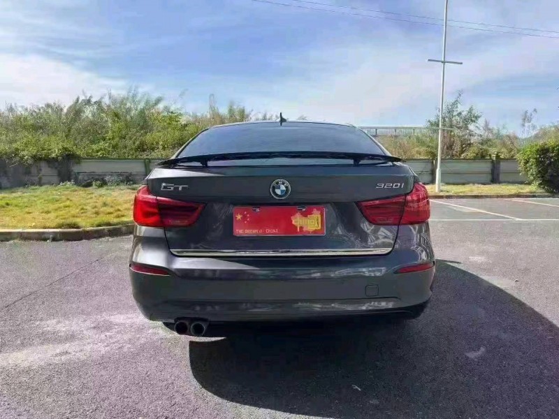 广州19年宝马3系7