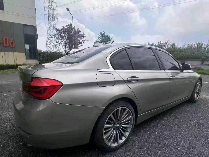 广州19年宝马3系9