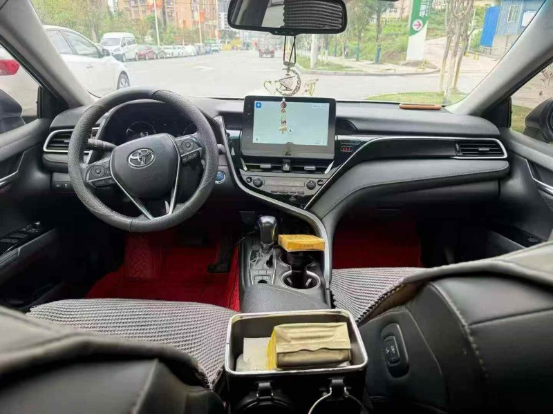 遂宁22年丰田凯美瑞4