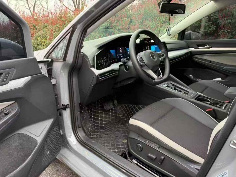 鄂州24年大众高尔夫5