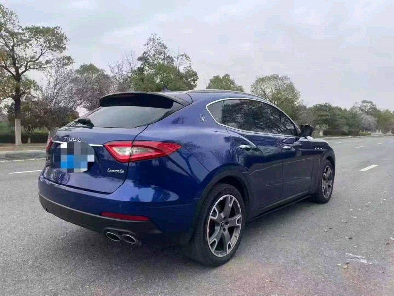 蚌埠20年玛莎拉蒂Levante8