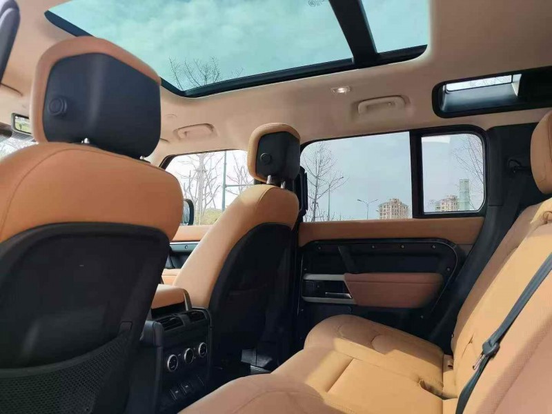 衢州23年路虎卫士2