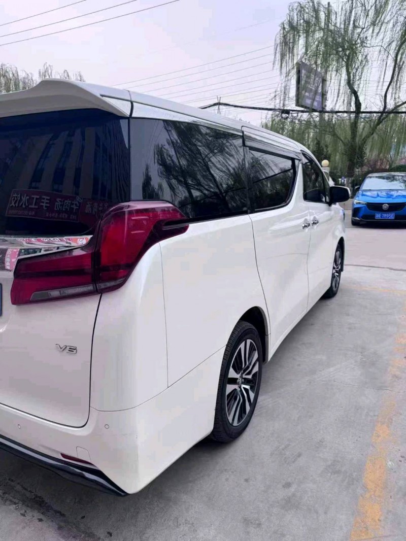 菏泽19年丰田埃尔法9