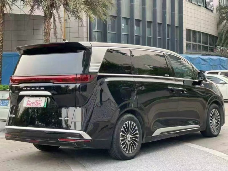 佛山23年腾势D99