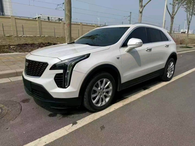 长沙20年凯迪拉克XT43