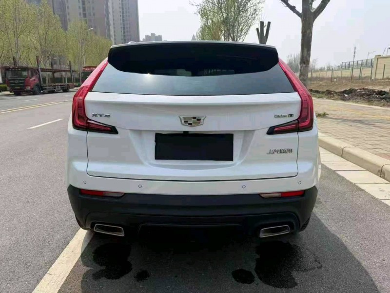 长沙20年凯迪拉克XT45