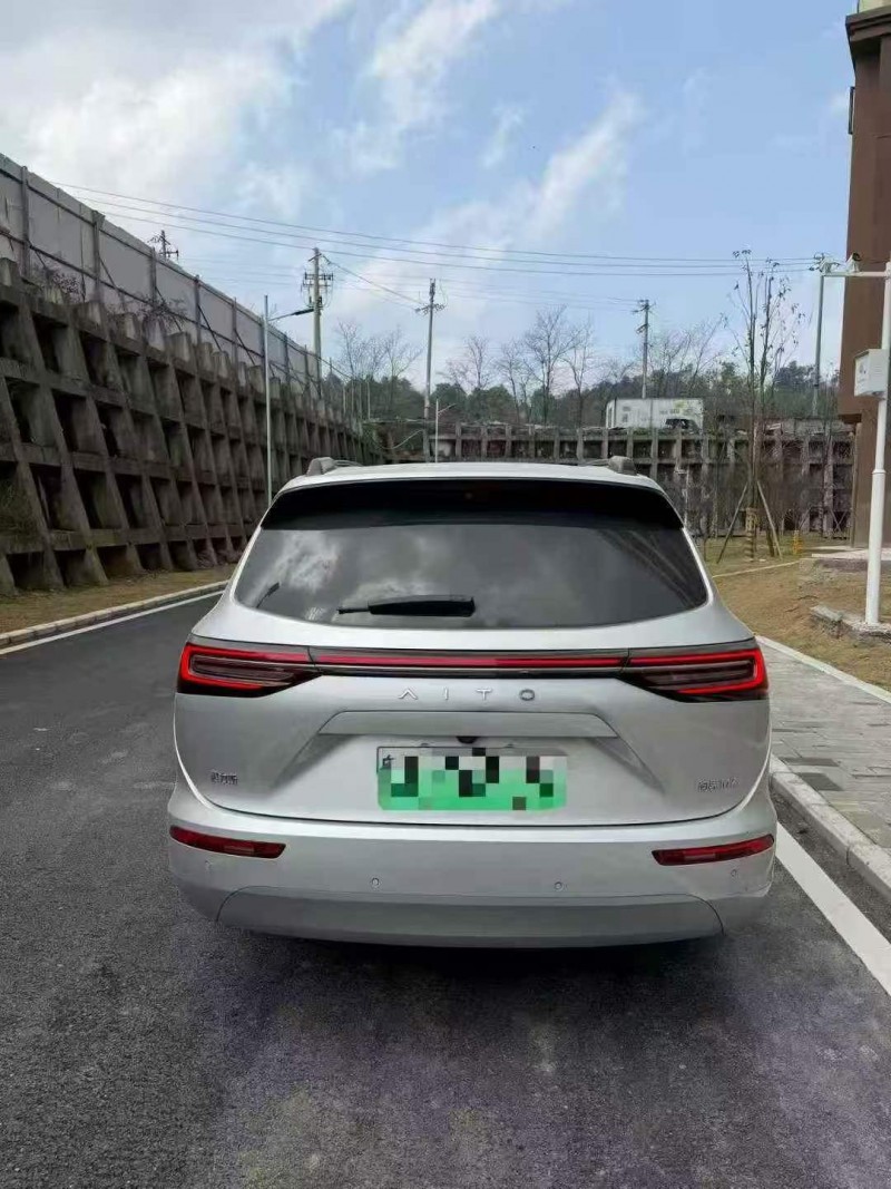 贵阳24年华为智选问界6