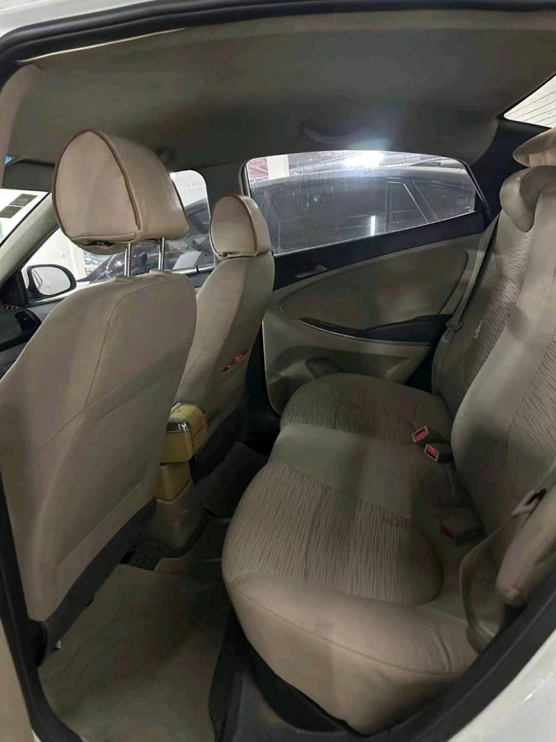 广州15年现代瑞纳7