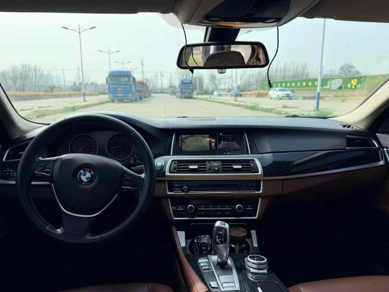 济宁17年宝马5系6