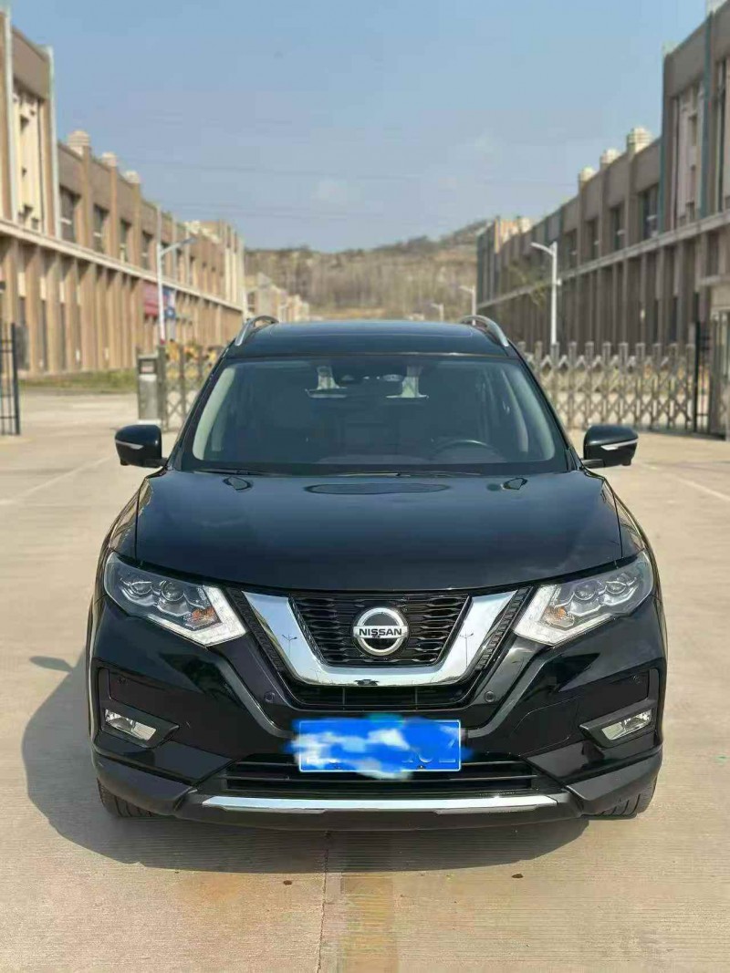 烟台21年日产奇骏1