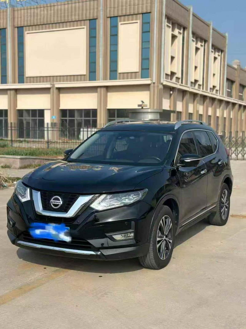 烟台21年日产奇骏2