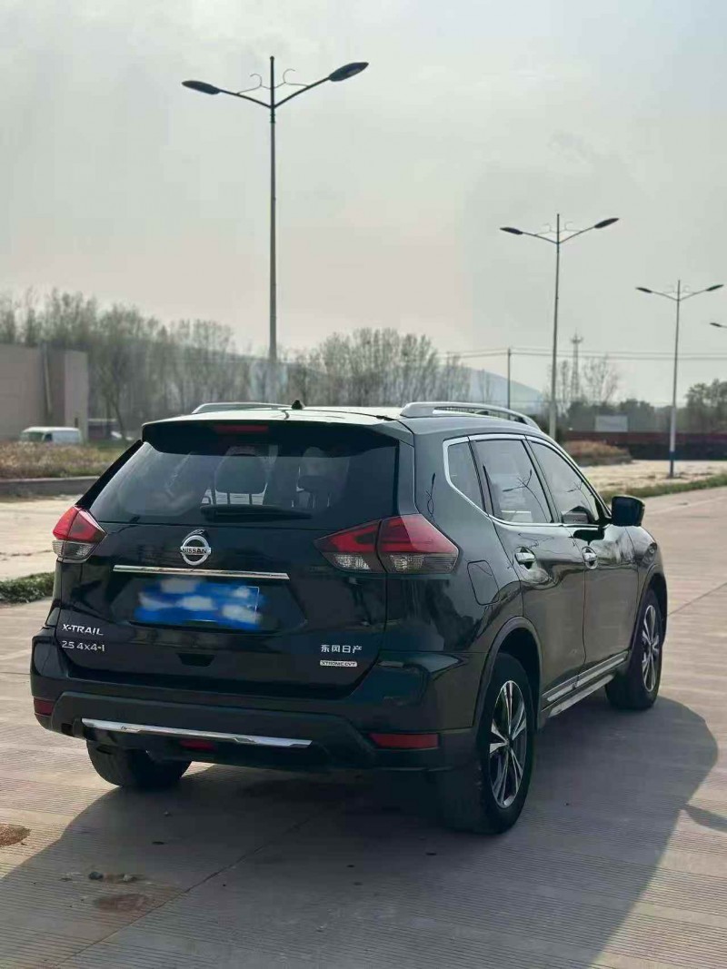 烟台21年日产奇骏7