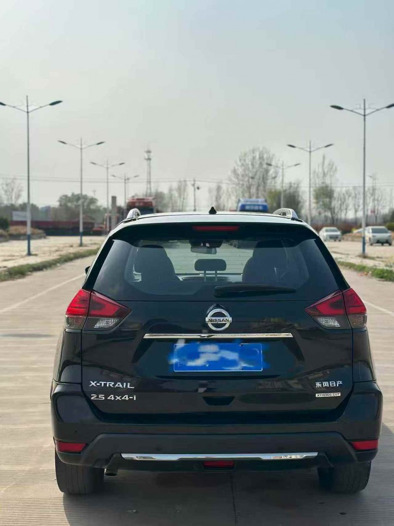 烟台21年日产奇骏9