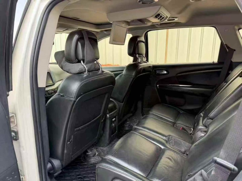 淄博15年道奇酷威4