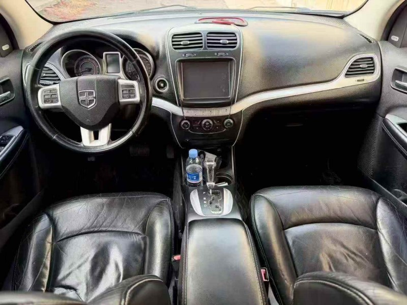 淄博15年道奇酷威5