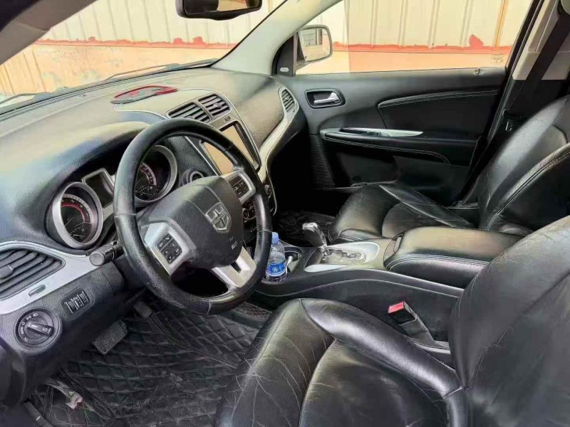 淄博15年道奇酷威6