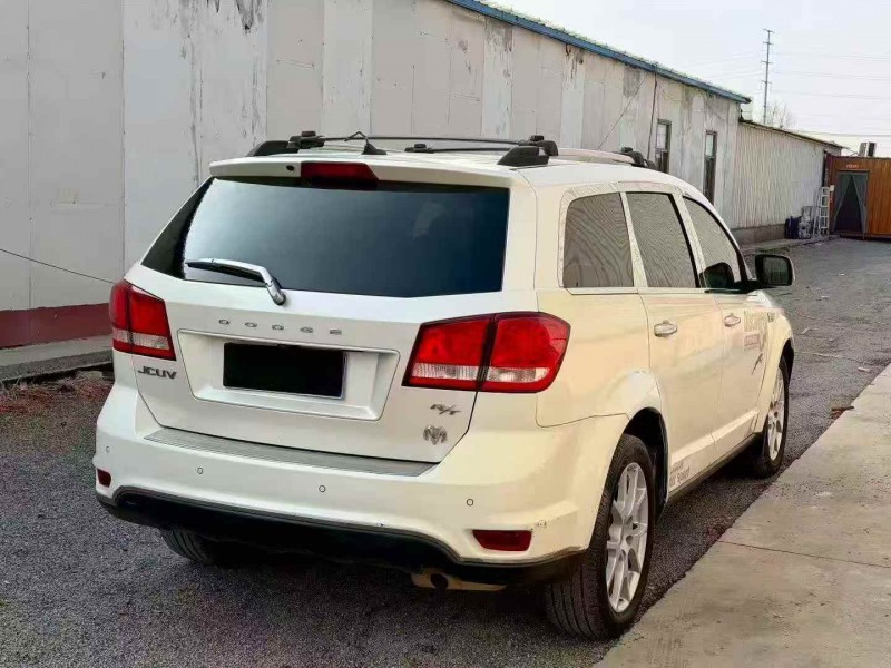 淄博15年道奇酷威7