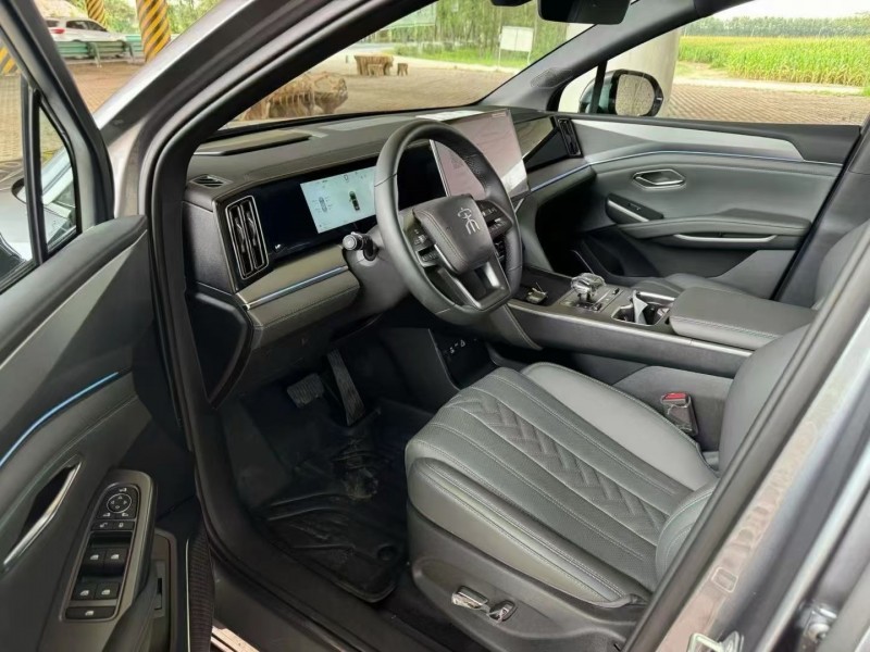 松原25年比亚迪宋5