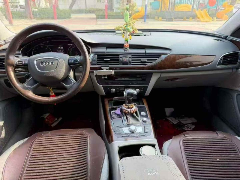 青岛13年奥迪A6L4