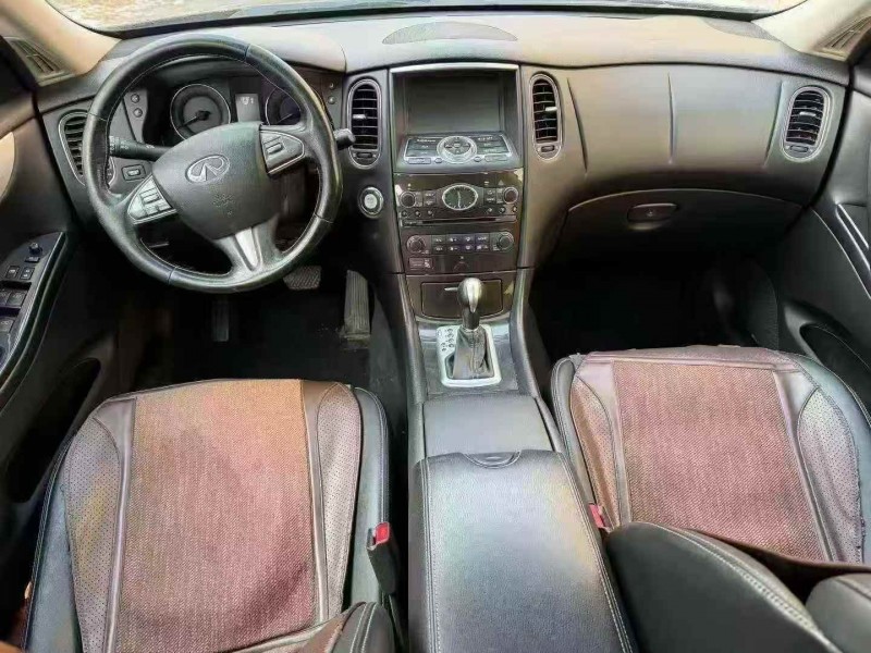 济宁17年英菲尼迪QX504