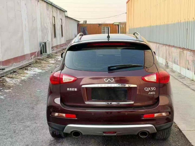 济宁17年英菲尼迪QX509