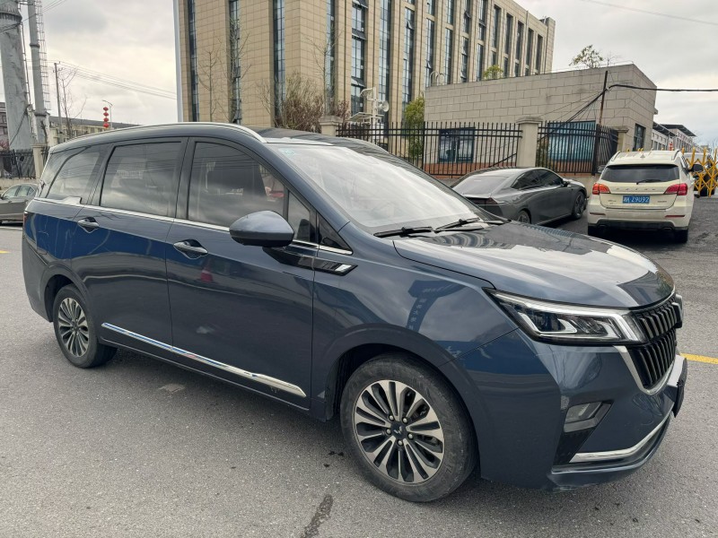 长沙22年五菱汽车佳辰4