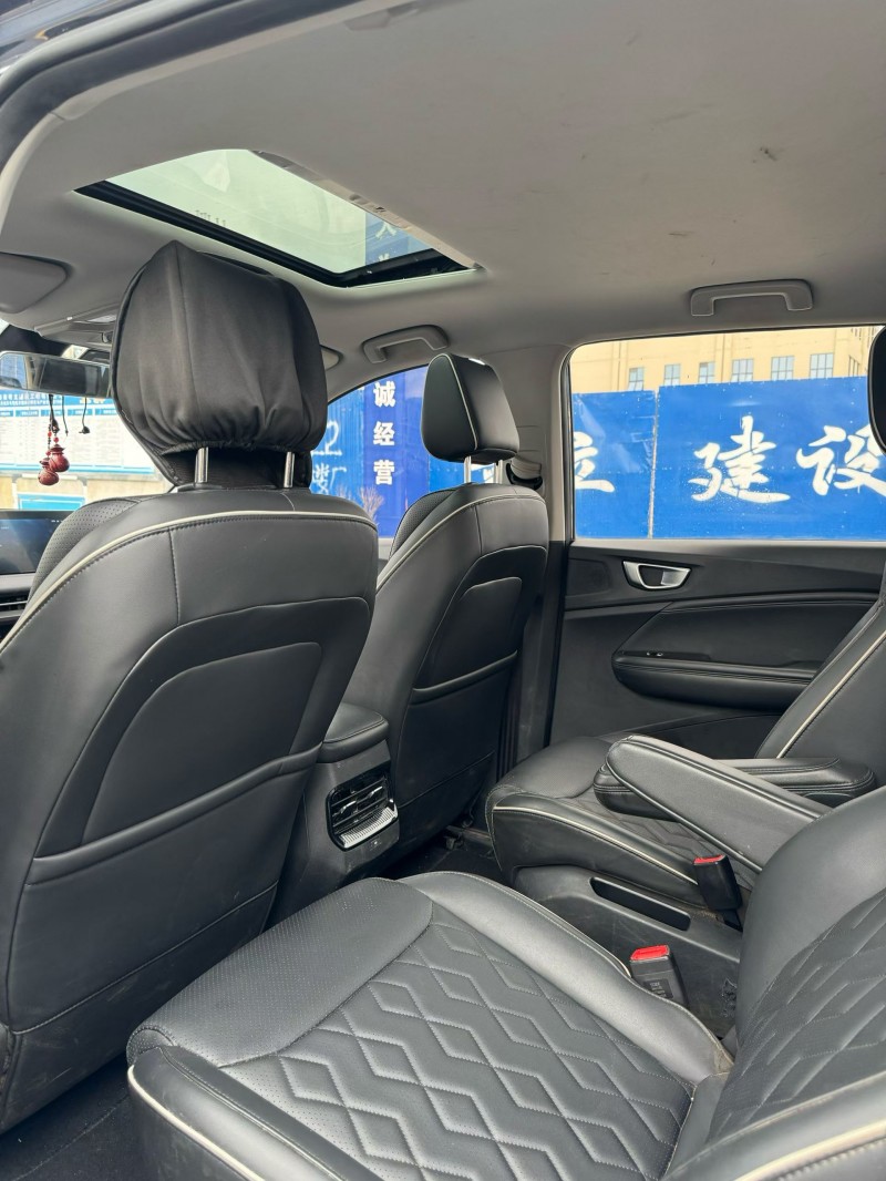 长沙22年五菱汽车佳辰7