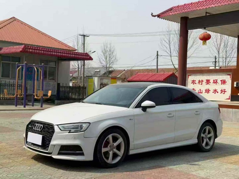 东营17年奥迪A32