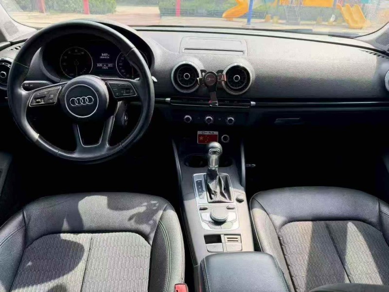 东营17年奥迪A35