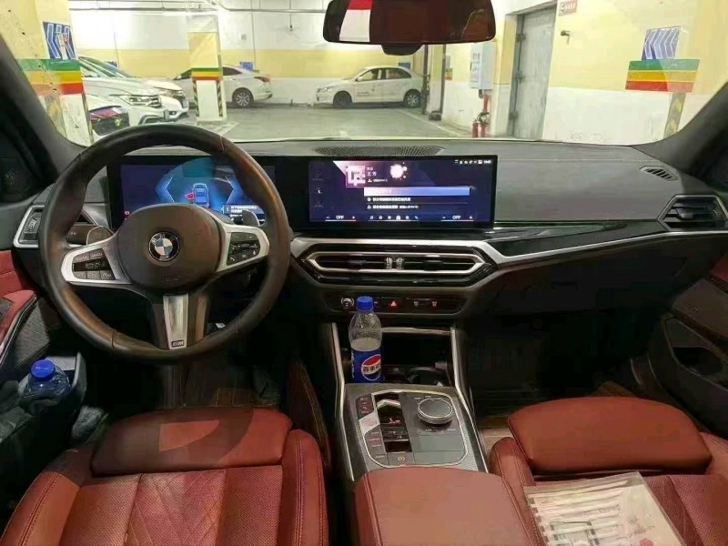 重庆24年宝马3系8