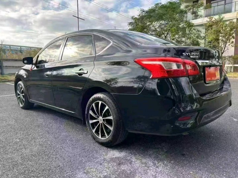 广州19年日产轩逸9