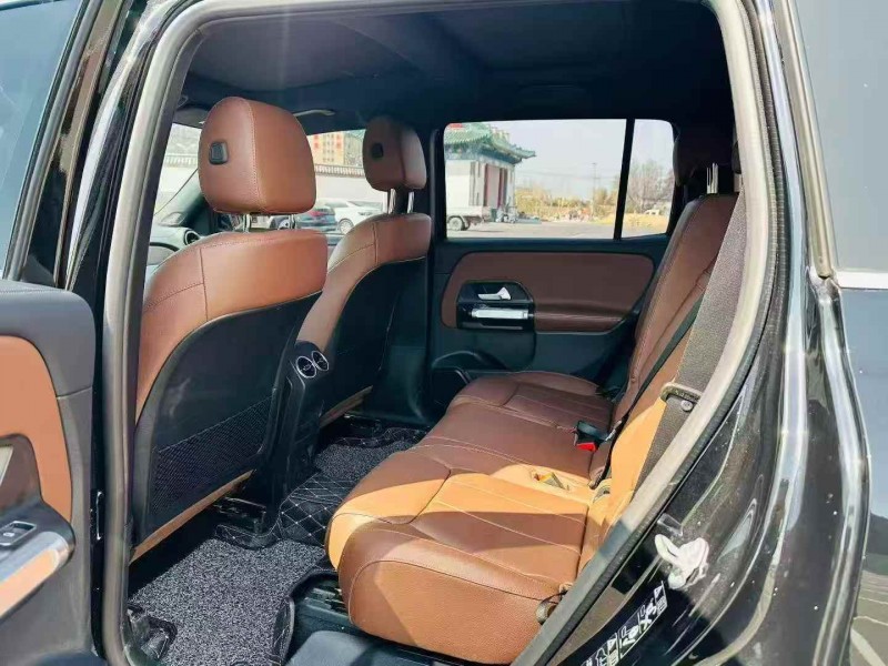 济宁23年奔驰GLB4