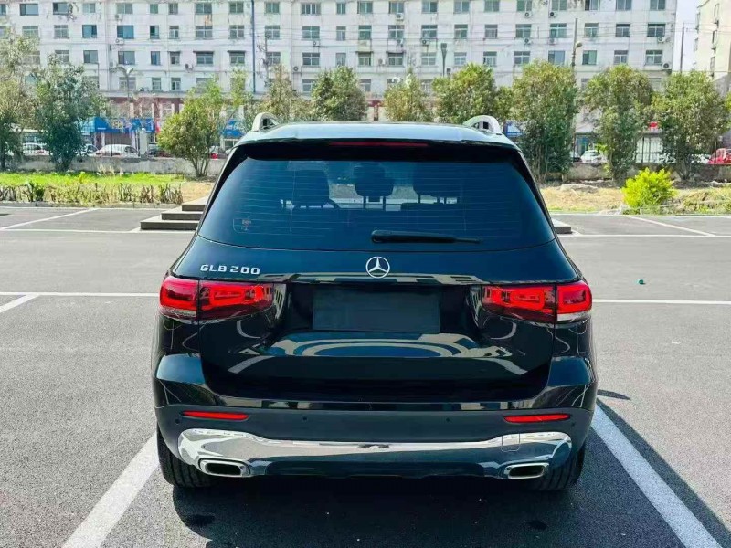 济宁23年奔驰GLB9