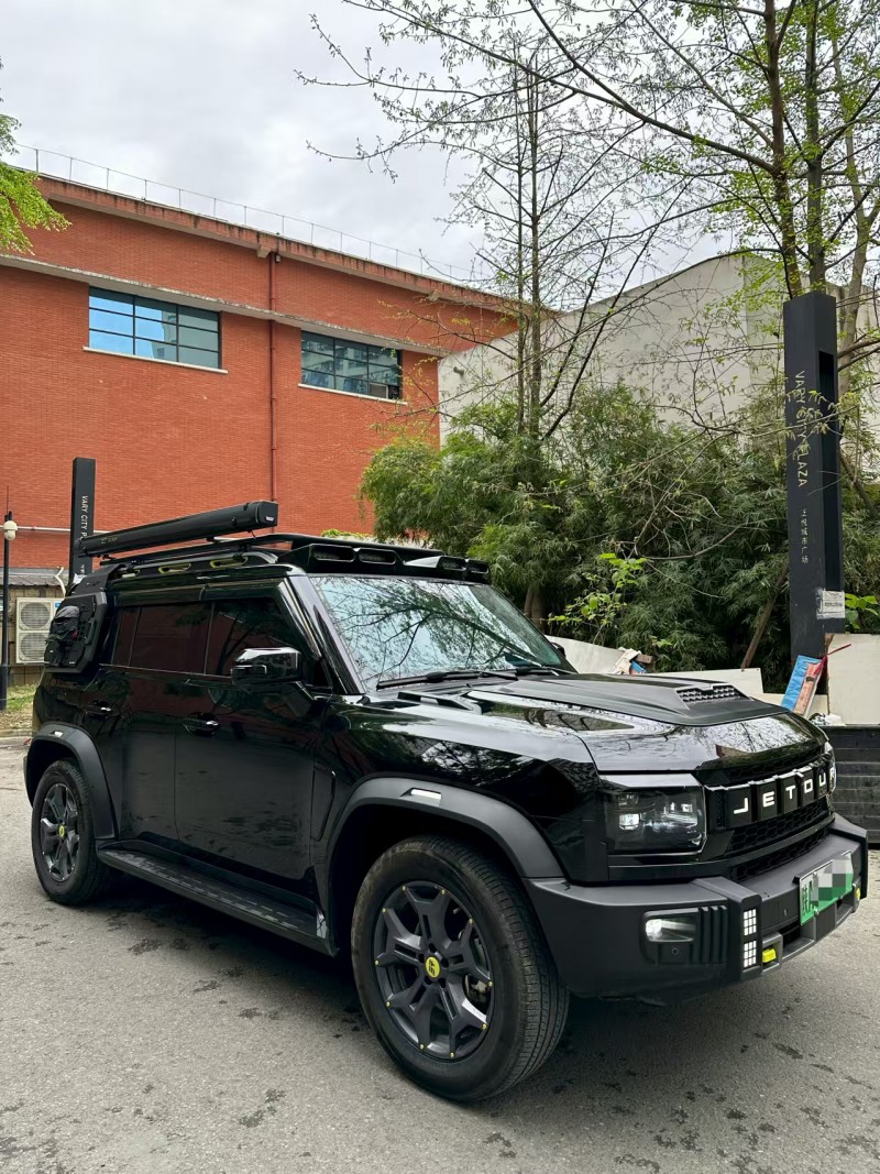 成都25年奇瑞捷途3