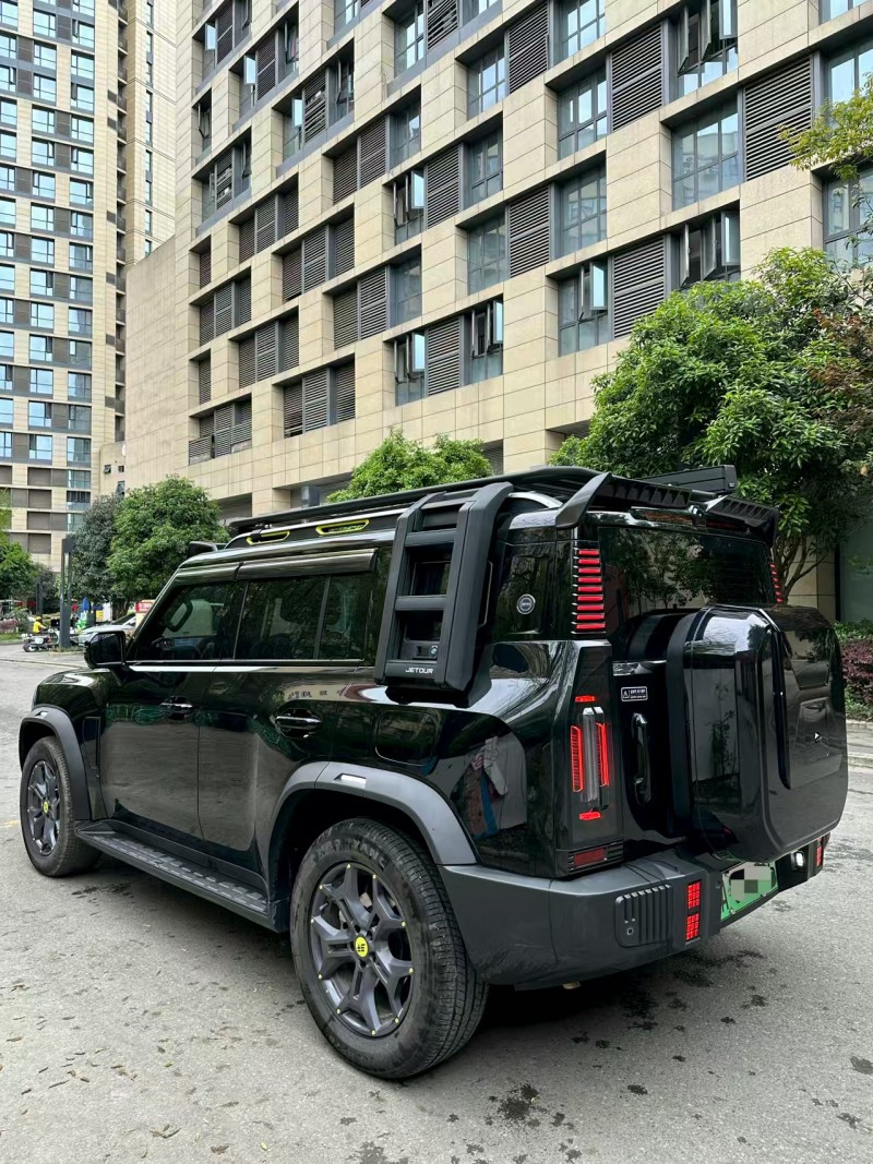 成都25年奇瑞捷途7