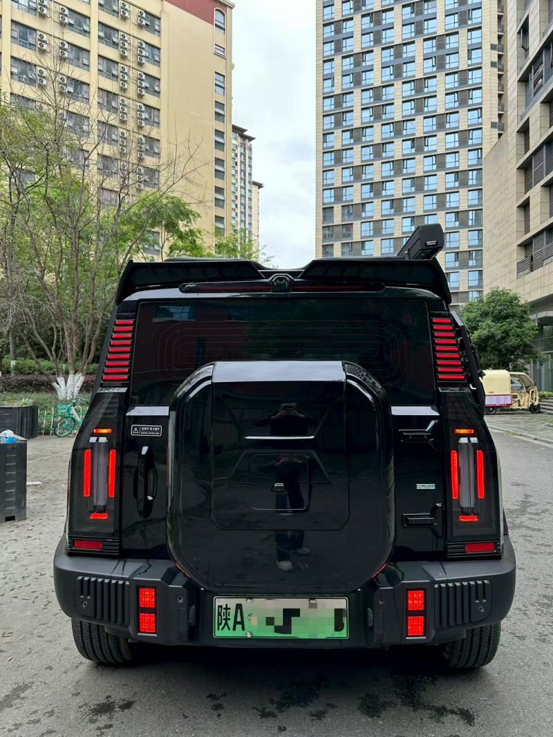 成都25年奇瑞捷途8