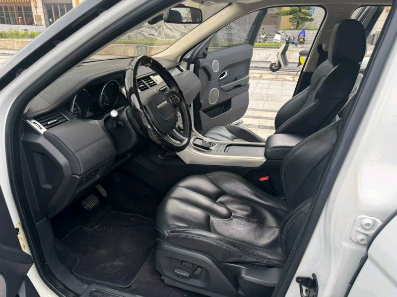 阳江16年路虎极光5