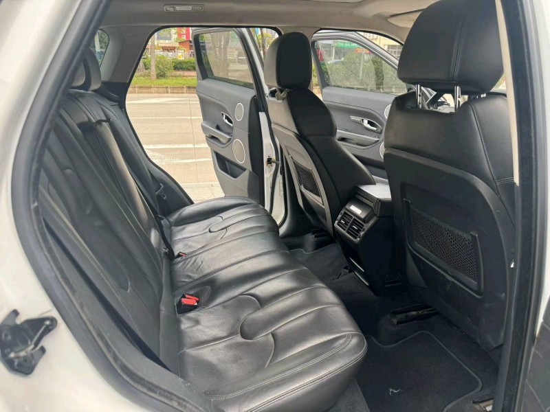 阳江16年路虎极光6