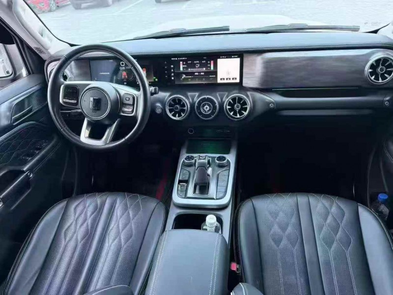 赤峰21年长城汽车坦克4