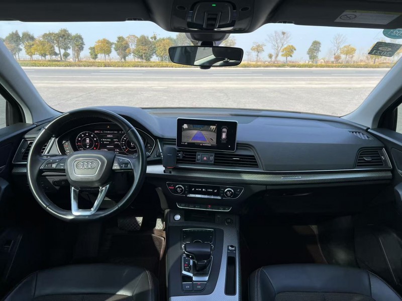 盐城19年奥迪Q57