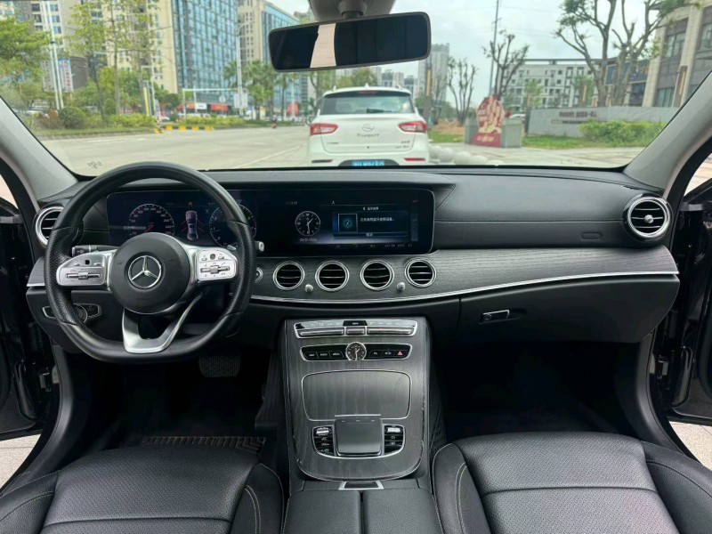 阳江19年奔驰E4