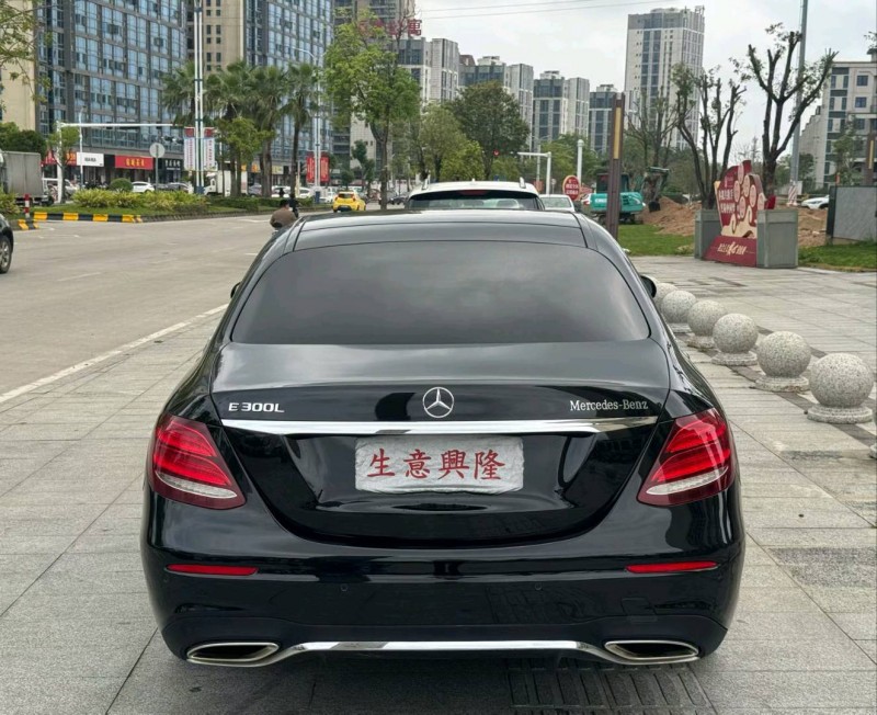 阳江19年奔驰E7