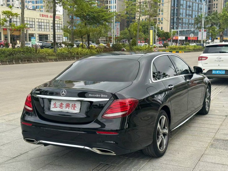 阳江19年奔驰E8