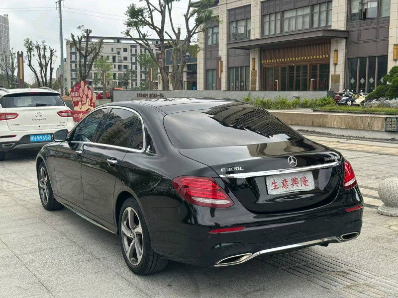 阳江19年奔驰E9