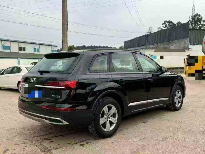 德阳24年奥迪Q78