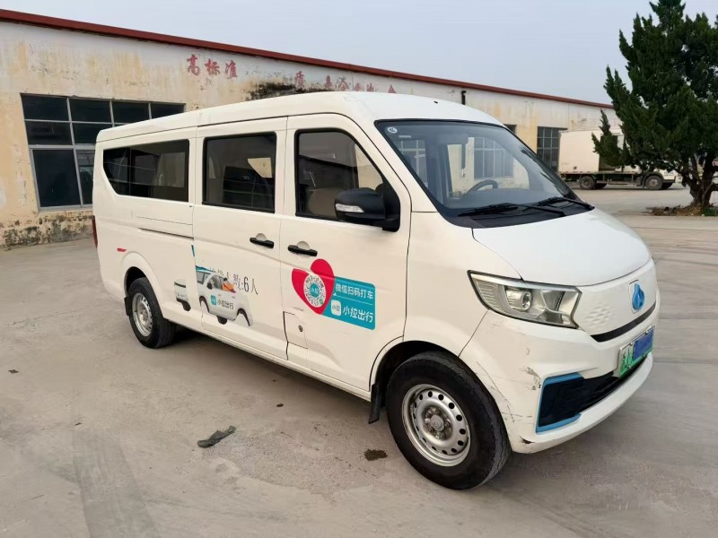 菏泽25年长安汽车跨越星2