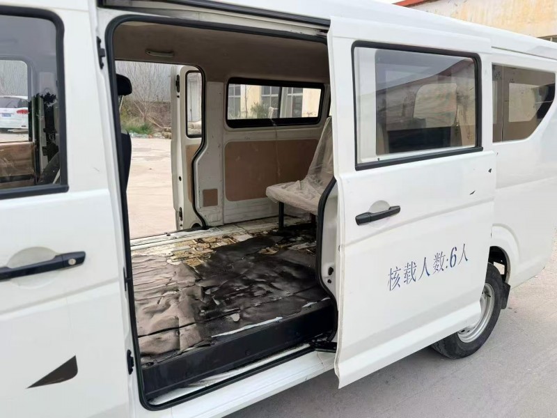 菏泽25年长安汽车跨越星5