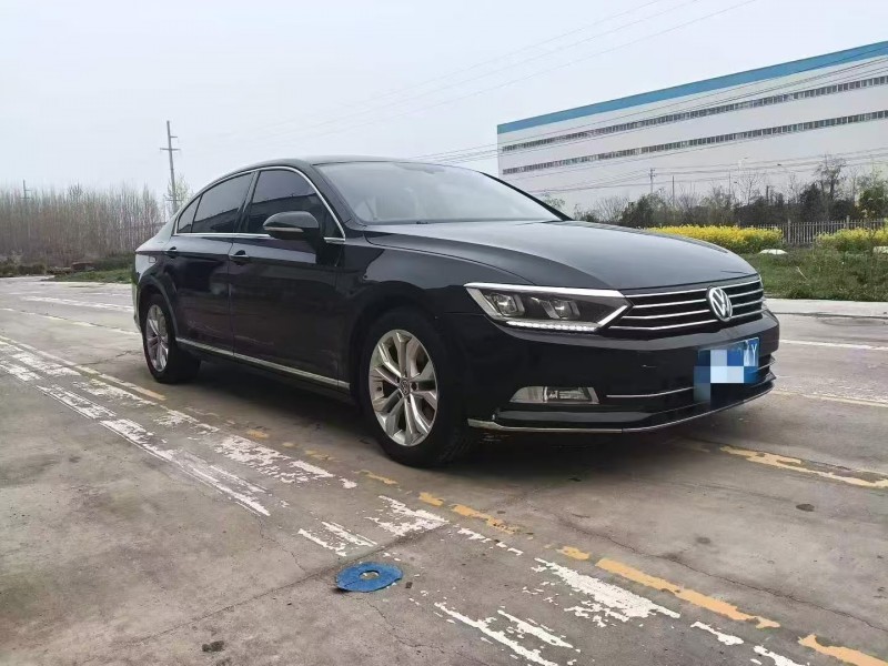 菏泽17年大众迈腾2